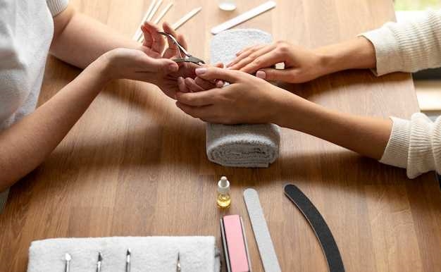 Маникюр и педикюр в домашних условиях – пошаговая инструкция для идеального ухода за ногтями